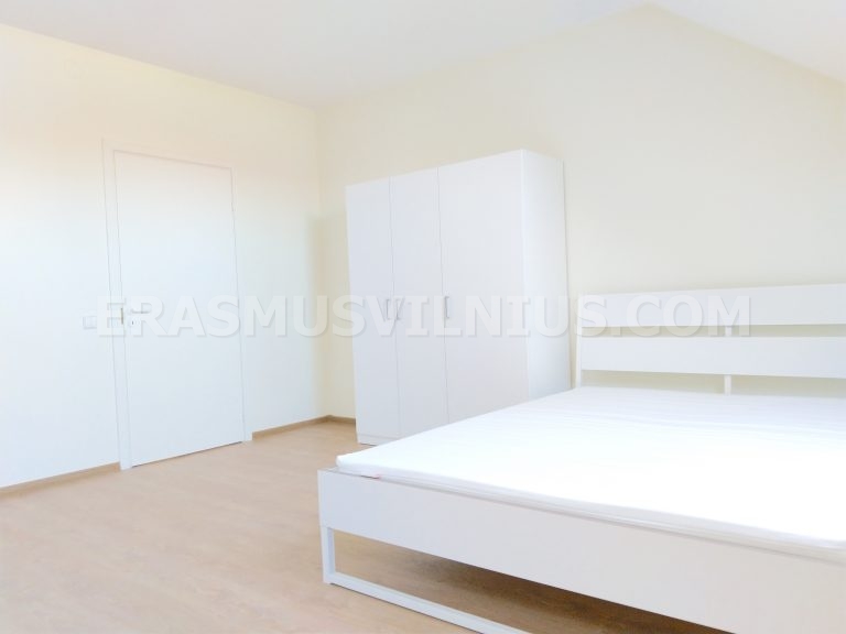 Rénovation de la cuisine avec nouveaux meubles et appareils