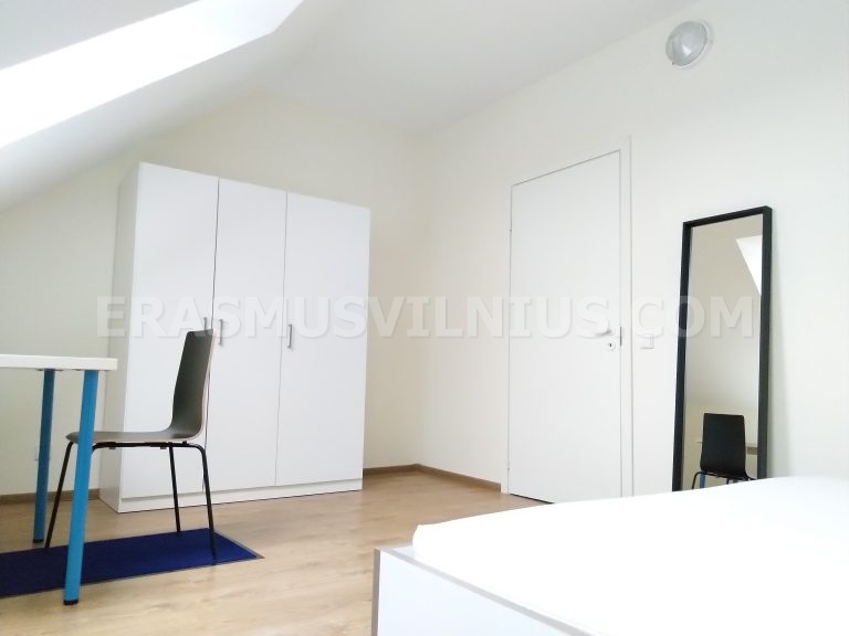 Cuisine entièrement équipée avec deux réfrigérateurs et four