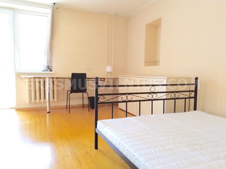 Cuisine entièrement équipée avec cuisinière à gaz et four dans l'Appart. 1